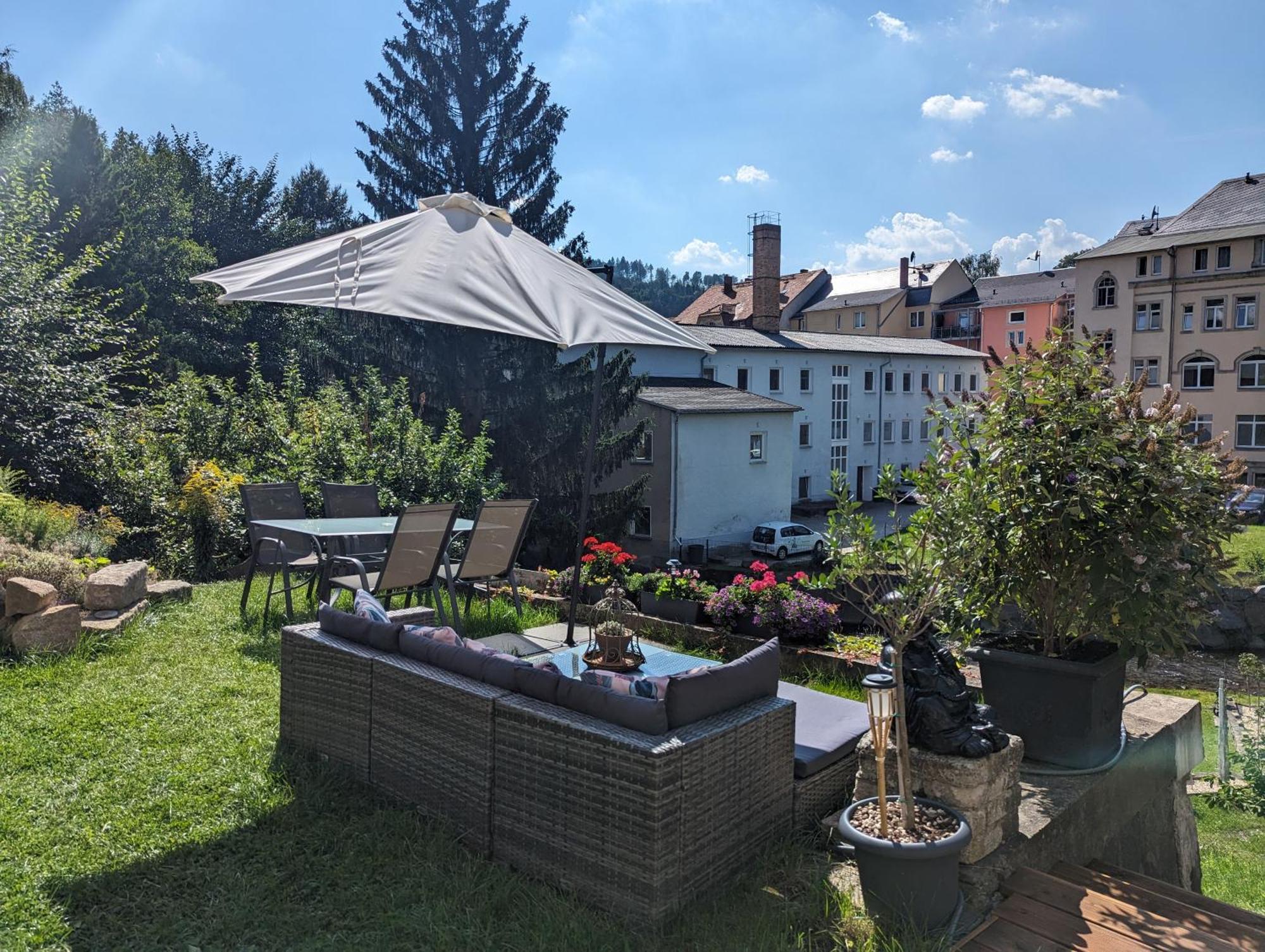 Hw4B - Urlaubsmagie - Zentral Mit Gemeinschaftsgarten, -Pool, -Sauna & Whirlpool Sebnitz Eksteriør billede