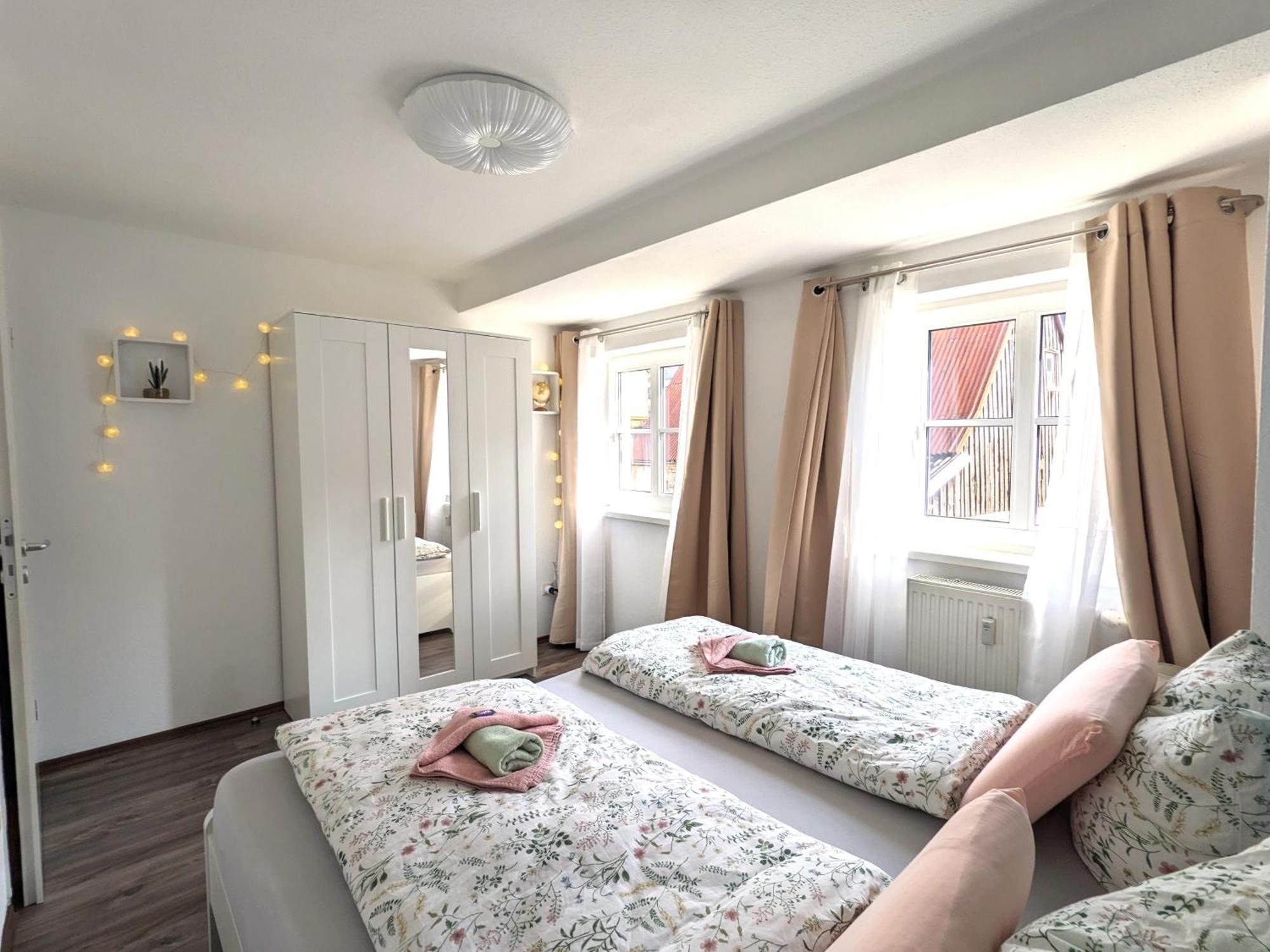 Hw4B - Urlaubsmagie - Zentral Mit Gemeinschaftsgarten, -Pool, -Sauna & Whirlpool Sebnitz Eksteriør billede